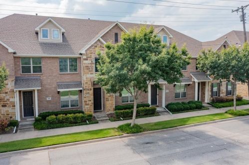 644 Greenville Ave, Richardson TX  75081-4111 exterior