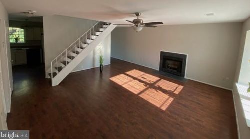 13518 Apple Barrel Ct, Herndon, VA 20171-4006