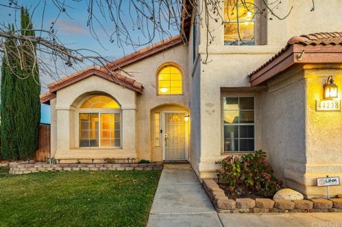 44238 Sundell Ave, Lancaster, CA 93536-5955