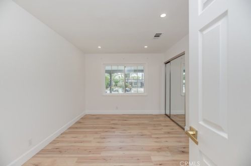 7812 Peachtree Ave, Van Nuys CA  91402-6514 exterior