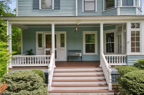 305 Mountain Ave, Montclair NJ  07043-1021 exterior