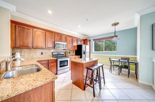2850 Oasis Dr, Boynton Beach FL  33426-8665 exterior