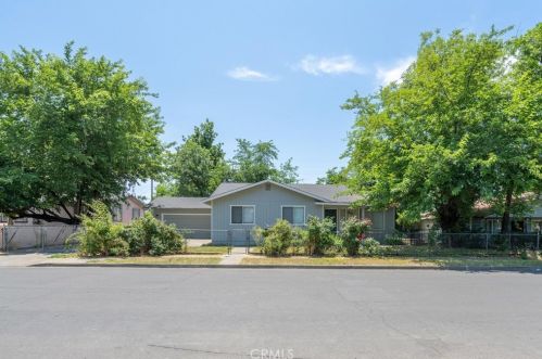 2479 D St, Oroville, CA 95966-6607