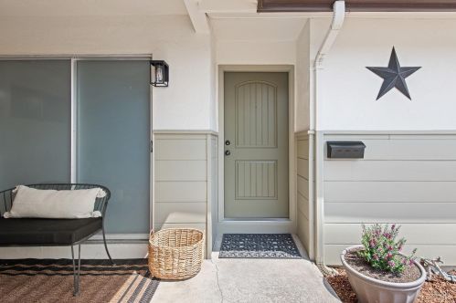 1338 Manhattan Way, Santa Rosa, CA 95401-4570