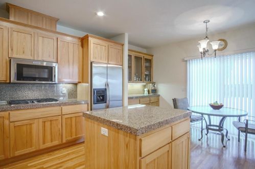 5890 Yuste Ln, Hollister CA  95023-9538 exterior