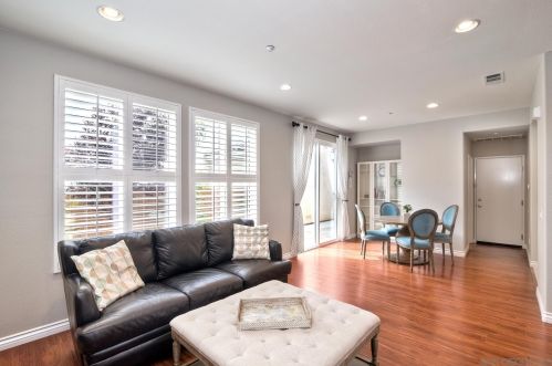 9945 Fieldthorn St, San Diego, CA 92127-4415