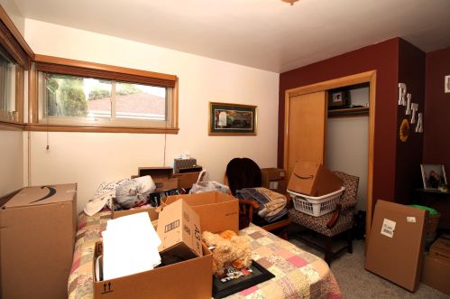 2524 63, Milwaukee WI 53219-2627 exterior