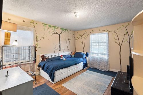 1811 Robin Whipple Way, Belmont CA  94002-1852 exterior