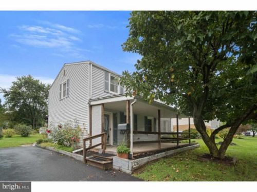 328 Greenwood Rd, Lansdale, PA 19446-2914