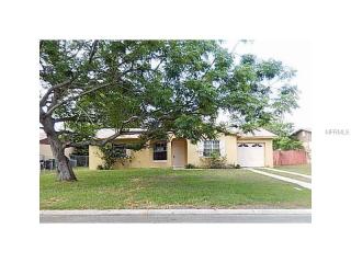 240 Fiesta Dr, Kissimmee, FL 34743-9513