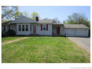 11 Idlewood Rd, Waterbury, CT 06716-1338