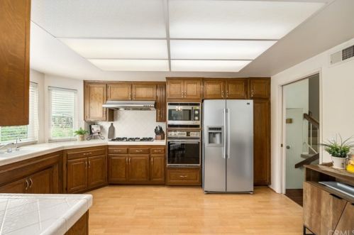 848 San Diego Ln, Placentia CA  92870-6219 exterior