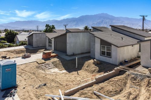 68220 Calle Azteca, Desert Hot Springs CA  92240-6412 exterior