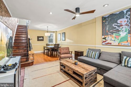 2404 Firth St, Philadelphia, PA 19132-4126