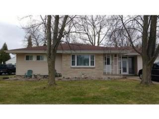 1723 Algoma Blvd, Oshkosh, WI 54901-2724