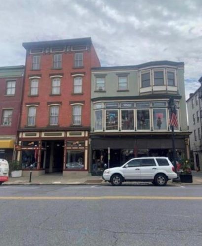 228 Northampton St, Easton, PA 18042-7709