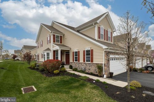 2 Iron Hill Way, Collegeville, PA 19426-2832