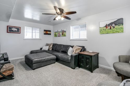 10101 Melody Dr, Denver CO 80260-6061 exterior