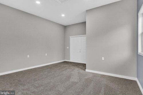 60 Gordon Dr, Carlisle PA  17013-8603 exterior