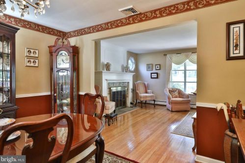 2415 Ball Rd, Willow Grove PA  19090-1509 exterior