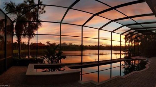 9011 Shenendoah Cir, Naples FL  34113-1664 exterior