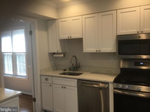 6011 Bonnie Bern Ct, Springfield VA  22015-3302 exterior
