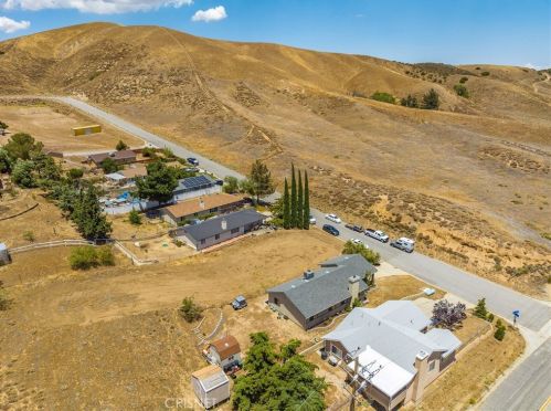 42809 Limeridge Dr, Leona Valley CA  93532-1511 exterior