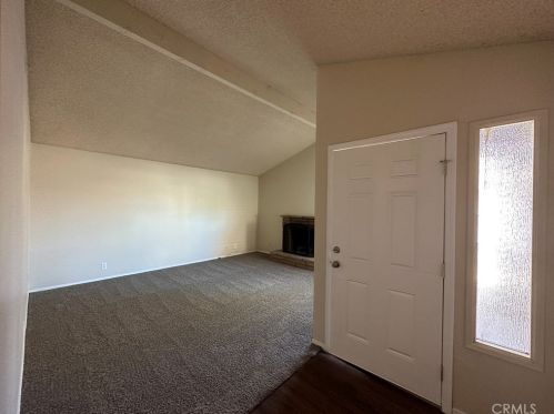 44840 Hanstead Ave, Lancaster CA  93535-2739 exterior