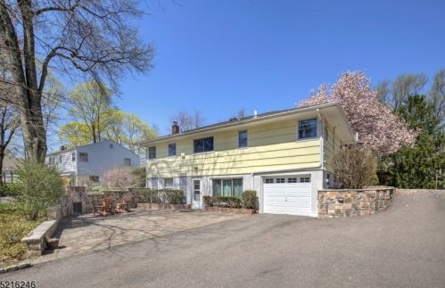 18 Sunnybrook Rd, Bernardsville NJ  07924-2713 exterior