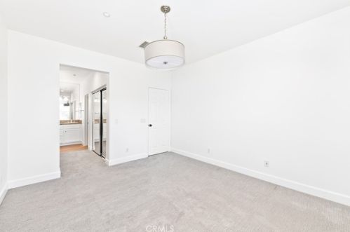 212 Coral Rose, Irvine CA  92603-0162 exterior