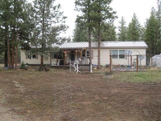 22217 Moccasin Ln, Chiloquin, OR 97624-6095
