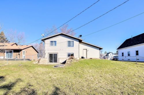 206 2nd Ave, Medford, MN 55049-9535