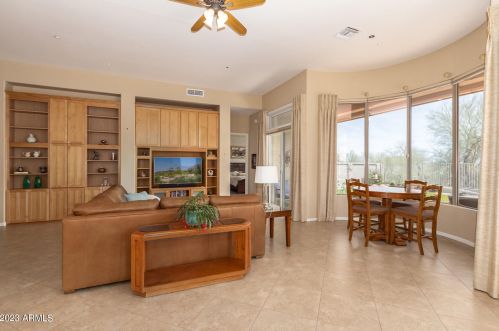 15641 Cactus Dr, Scottsdale AZ 85268-3166 exterior