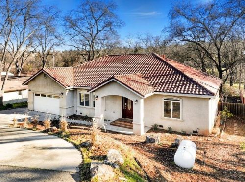 2548 Knollwood Dr, Shingle Springs, CA 95682-7719