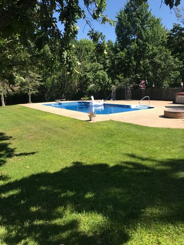 3902 19 Ave, Hibbing MN  55746-3604 exterior