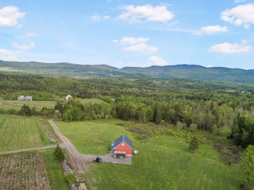 127 Bennett Hill Rd, Columbia NH  03576-3308 exterior