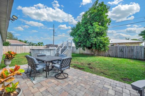 3197 Esperanto St, Fort Pierce FL  34953-4502 exterior