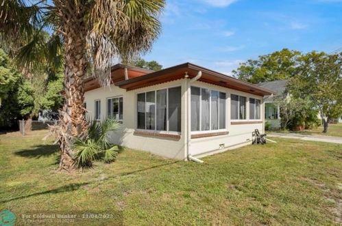 515 Mabbette St, Kissimmee, FL 34741-5149