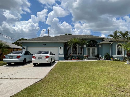 5564 Mecca Ct, Fort Pierce, FL 34986-4046