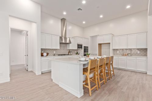 3731 Arabian Dr, Gilbert AZ  85296 exterior