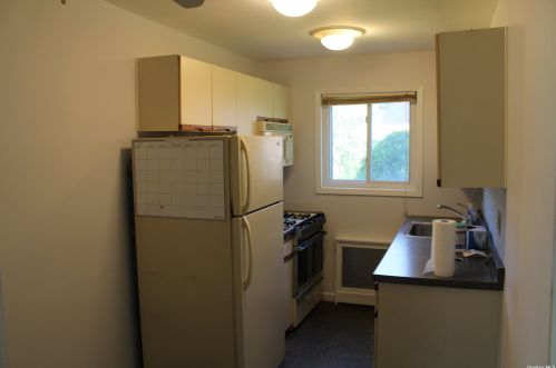 62 Edmunton Dr, Babylon, NY 11703-5245