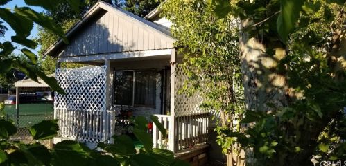 3033 El Noble Ave, Oroville CA  95966-6013 exterior