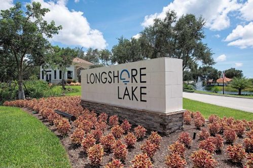 4270 Longshore Way, Naples FL  34119-8894 exterior