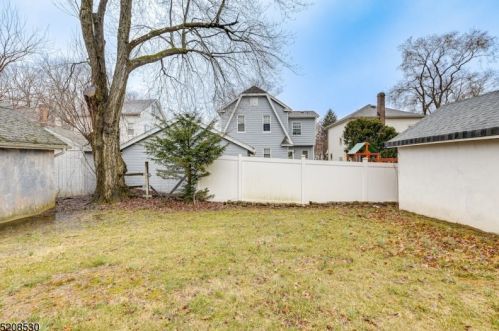 428 Jerusalem Rd, Scotch Plains NJ  07076-2009 exterior