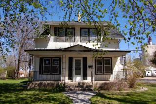 1202 Okoboji Ave, West Okoboji, IA 51351-1379