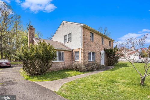 2436 Chestnut Ave, Norristown, PA 19403-3039