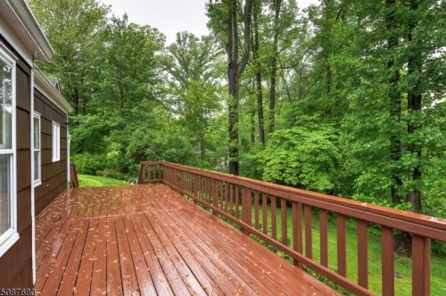 11 House Wren, Hackettstown NJ  07840-2815 exterior