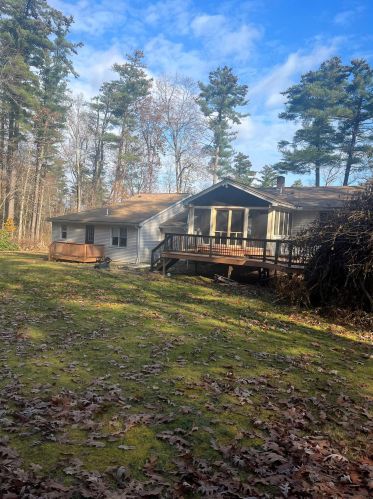 208 Long Pond Rd, Danville, NH 03819-3157