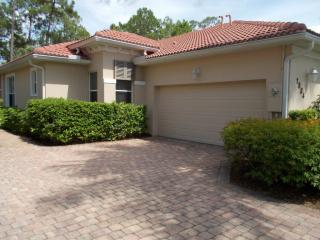 1834 Tarpon Bay Dr, Naples FL  34119-8713 exterior