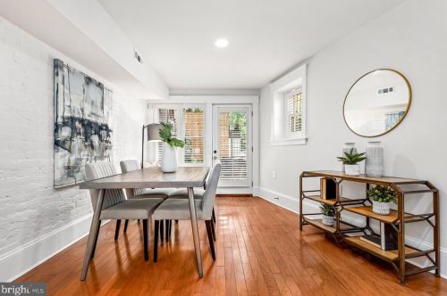1531 31st St, Washington, DC 20007-3041